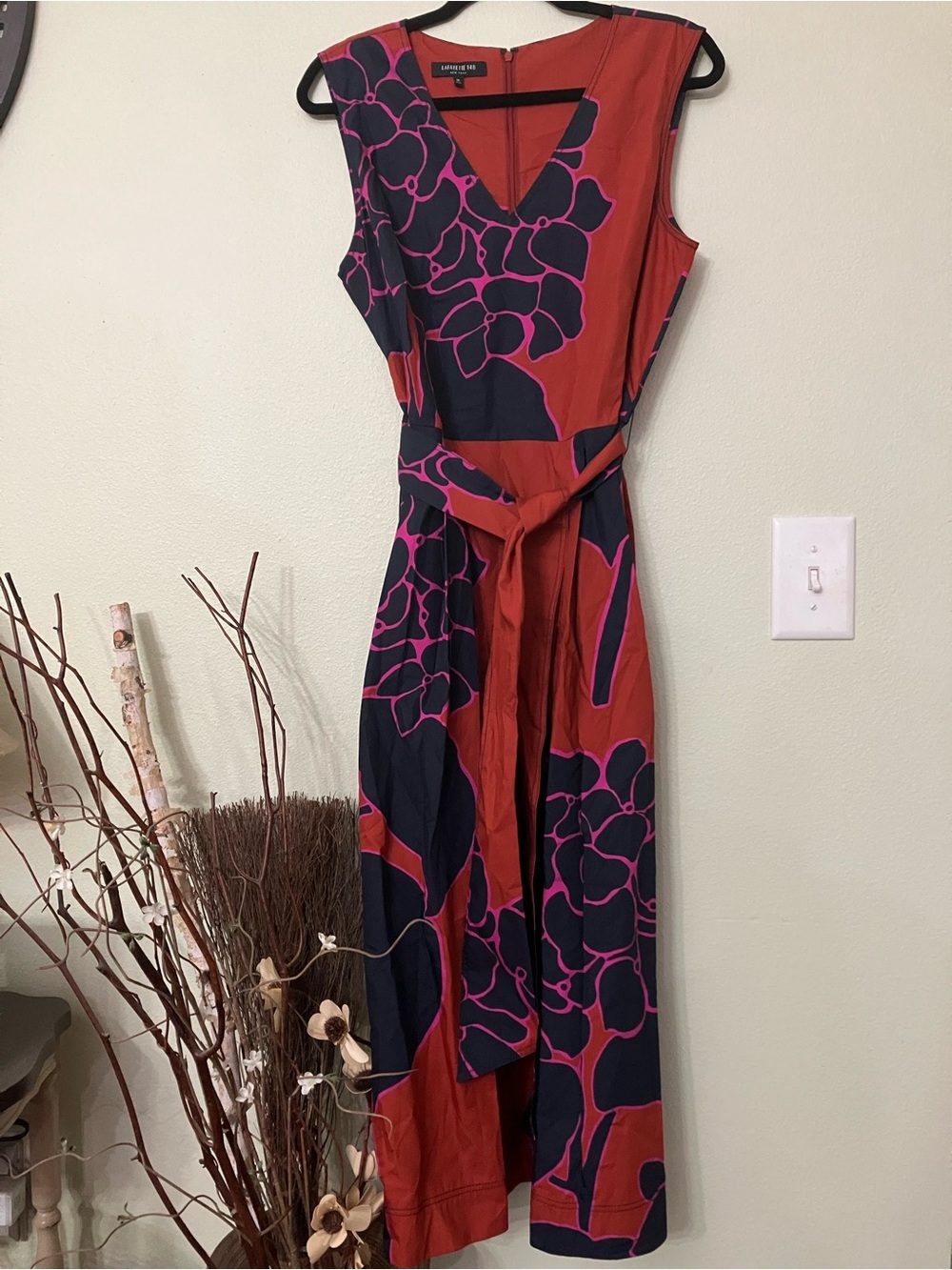 Lafayette 148 New York red orange pink and navy blue floral graphic tie dress